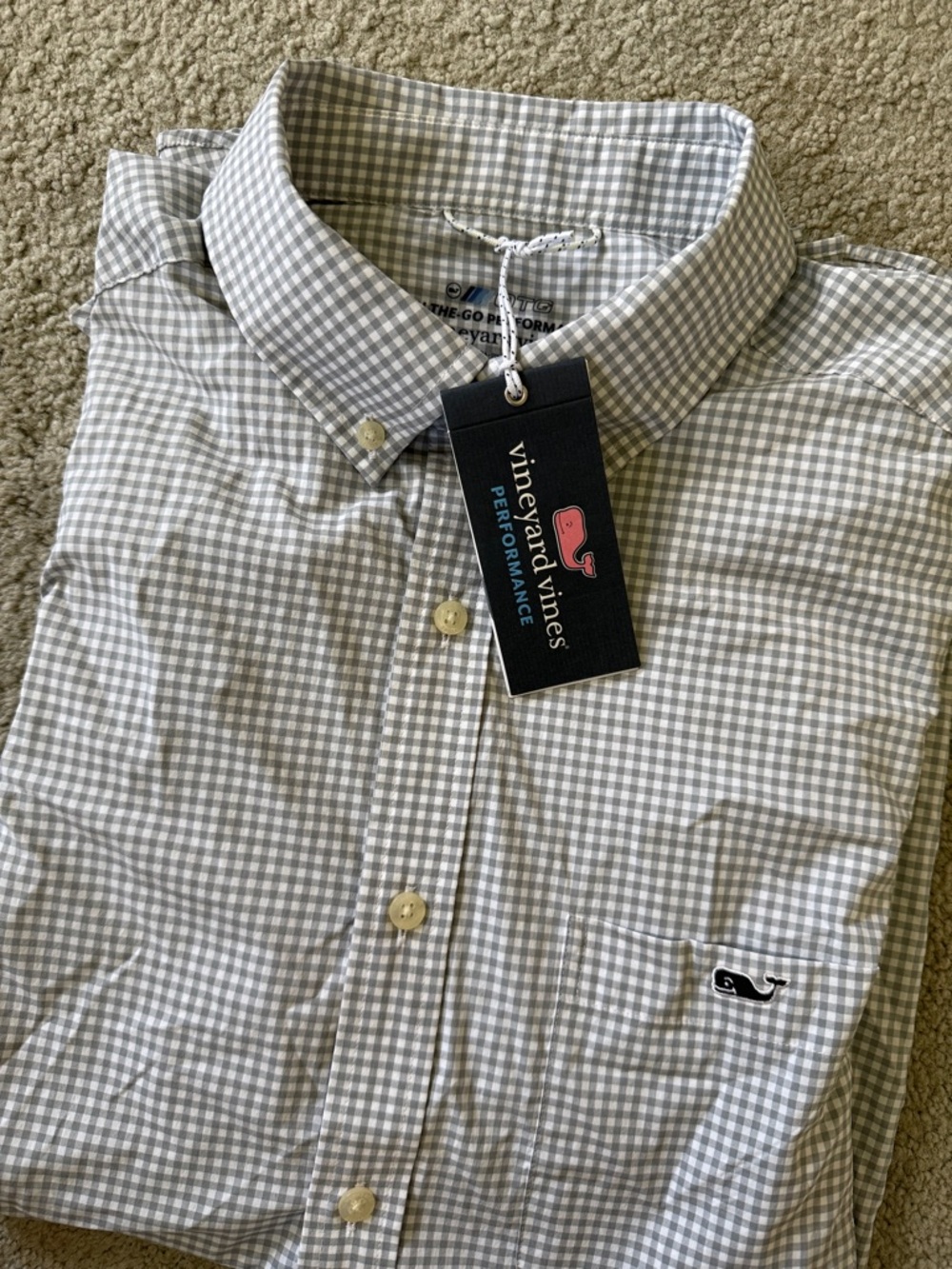 NIB Vineyard Vines Men's Gray and White Gingham Button-Down Shirt
